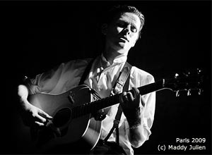 AATT Live Acoustic Paris 2009 June 10. Photo (by) Maddy Julien